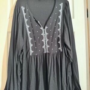 Torrid Black Blouse with White Embroidery